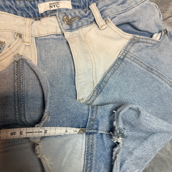 Madden NYC Women's Two-Tone Denim Shorts Size 5 - Picture 6 of 6